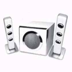 SISTEMA DE BOCINAS CON BAJO 1000 WATTS