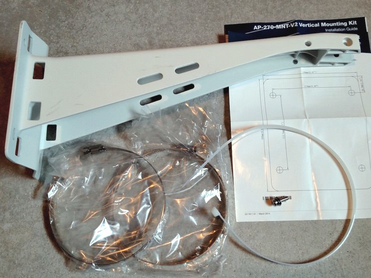 Kit Di Montaggio Corto Per Access Point HPE Aruba 270 Series (AP-270-MNT-V2): Staffa Da Parete Con Fascette E Viti. Supporto Robusto E Sicuro Per Modelli AP-318, AP-365 E Compatibili. JW053A.