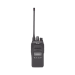 Radio digital NXDN en la banda de UHF, rango de frecuencia 400-470MHz, sumergible IP67, analógico y digital, opera en sistemas trunking y convencional, 4W de potencia. IC-F2100DSE