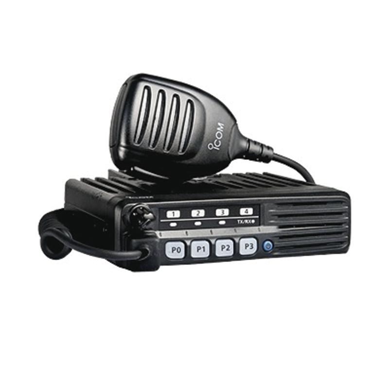 Radio Móvil Analógico en rango de frecuencia 450-512 MHz, 50 W de potencia de RF.  Incluye micróf