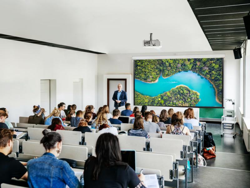 Viewsonic LS740HD video proyector Proyector de alcance estándar 5000 lúmenes ANSI 3LCD 1080p (1920