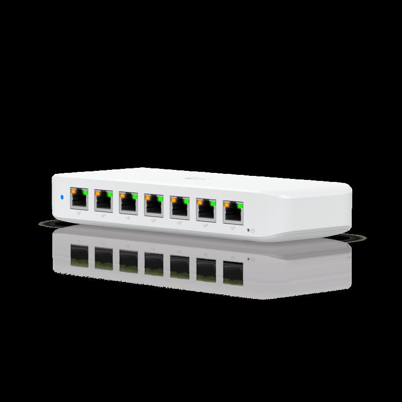 USW Ultra 210W Switch de 8 Puertos GbE (7 Puertos PoE+ y 1 Puerto Entrada PoE++) con Opciones de Mon