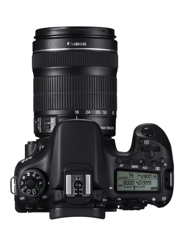 Canon EOS 70D + EF-S 18-135mm