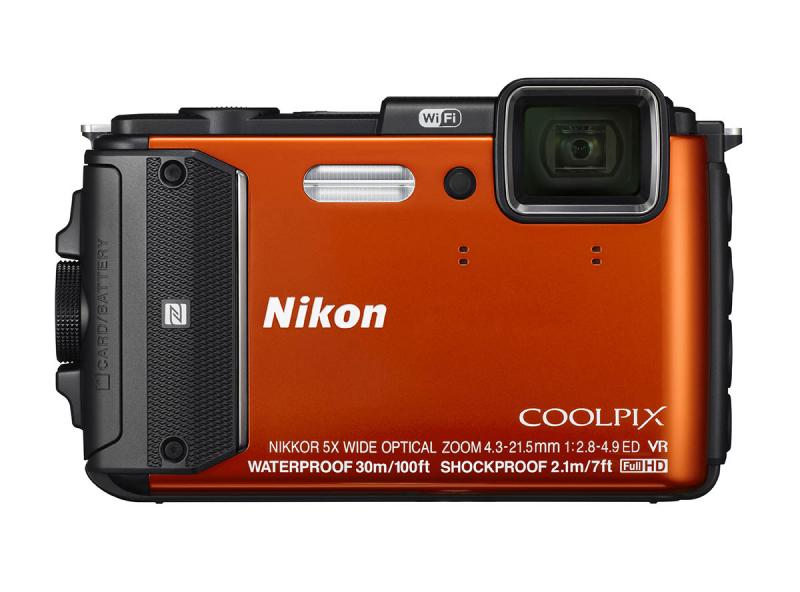 CAMARA NIKON  RESIST.AGUA  GOLP WI-FI FOTO Y VIDEO FULL HD 1080P.  AW130 ORANGE