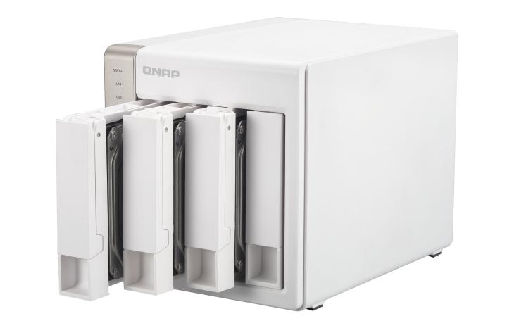 QNAP TS-451 NAS Torre Ethernet Color blanco servidor NAS y de almacenamiento