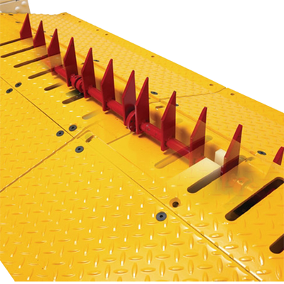Picos poncha llantas para barrera DKS 1603-180 / Sección de 3 ft (90 cm) / Requiere 1603-168 1603-165