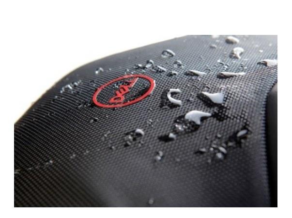 Mochila DELL Gamer 460-BCJY resistente al agua para Laptops hasta de 17"