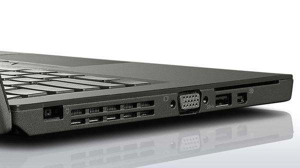 Laptop Lenovo Thinkpad X250, 12.5", Core i5-5200u, 8GB RAM, 500GB Disco Duro, Windows 7 / Windows 8.1 Pro