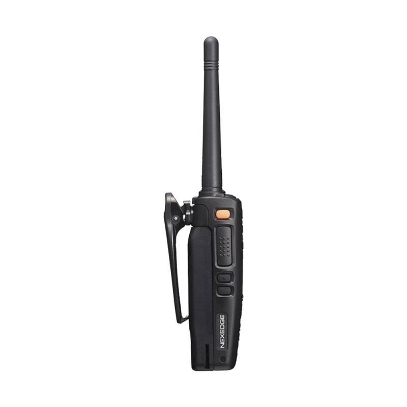 Radio Kenwood NX-3200K2 VHF 136-174 MHz, 512 Canales, NXDN-DMR-Análogo, GPS, Bluetooth, IP67, 14 Pines, Incluye Batería, Antena, Cargador y Clip
