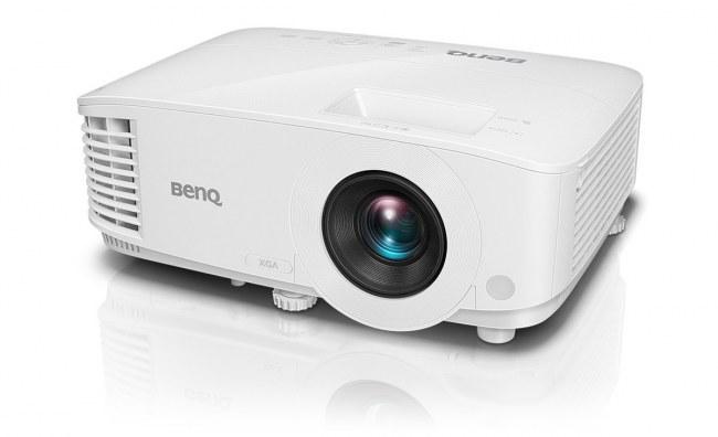 Proyector BenQ MX611, 4000 Lúmenes, 1024 x 768, VGA, HDMI, 2W