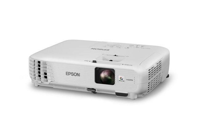 Proyector Epson PowerLite 740HD, 3000 Lúmenes, WXGA + Pantalla de Pared Apollo de 60", Blanco Mate